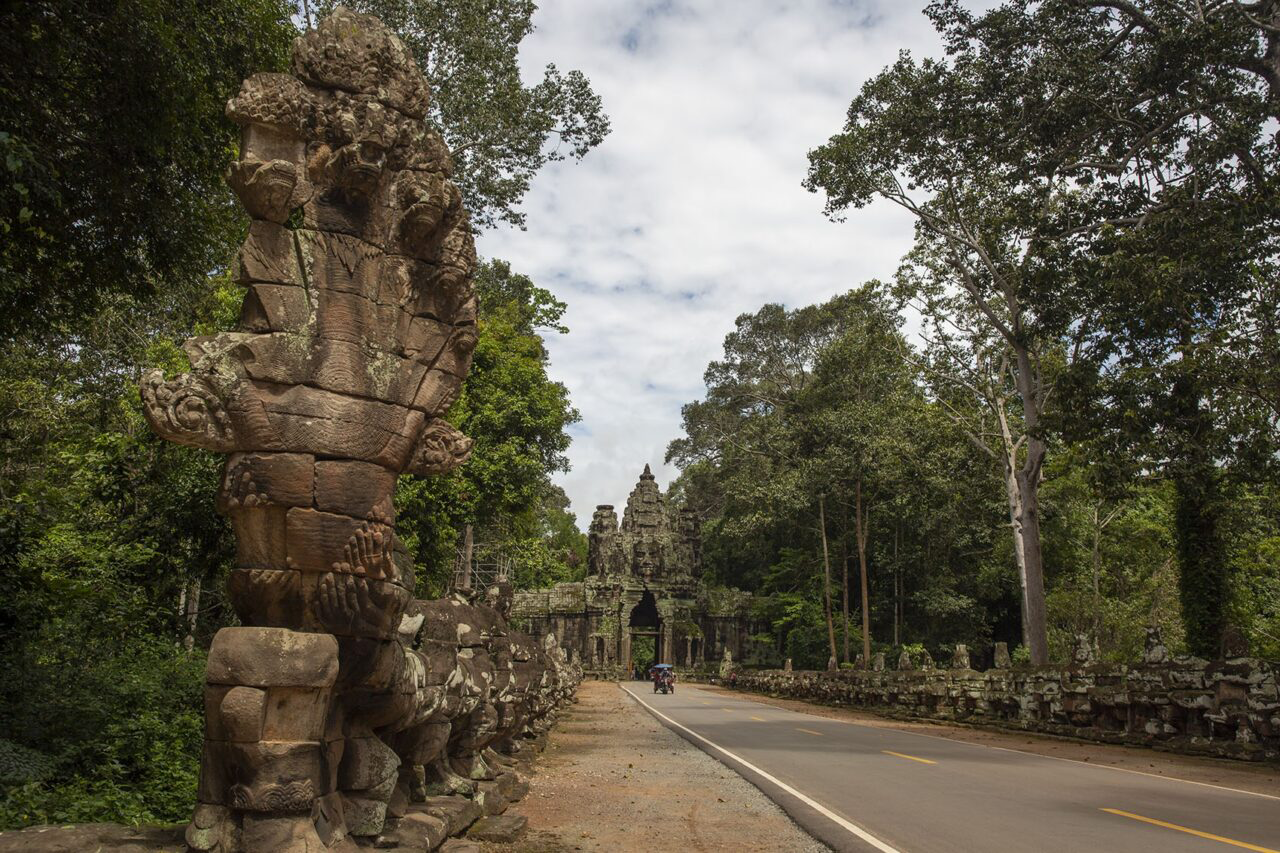Capture the serene beauty of Angkor Thom’s historical landscapes